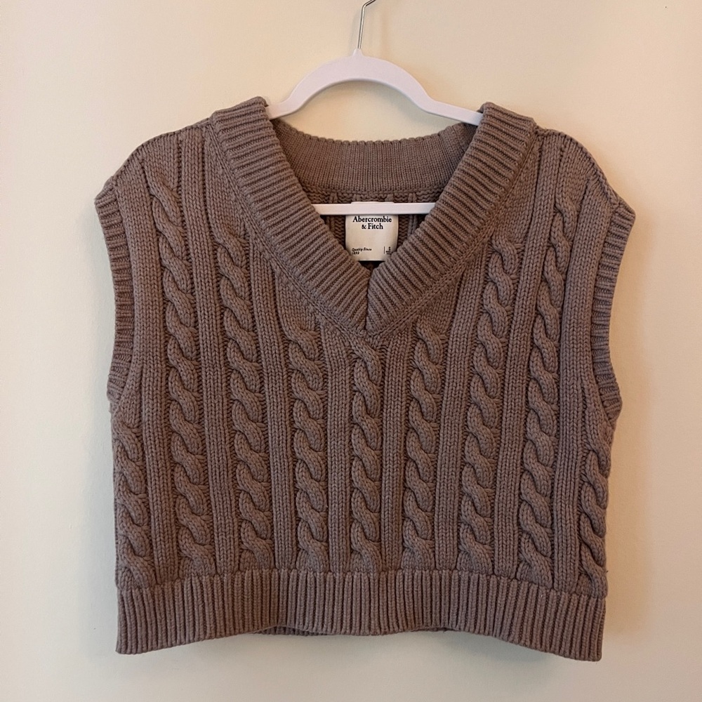 Abercrombie Cable Knit Sweater Vest